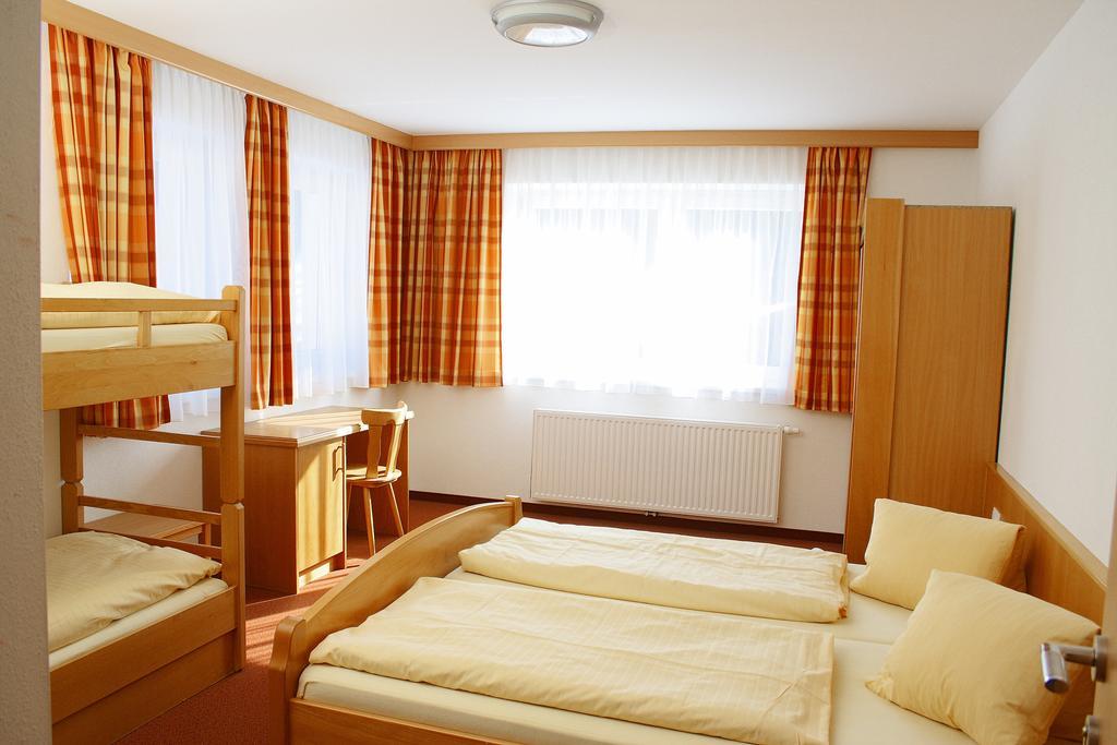 Jugendhotel Aicher Wagrain Phòng bức ảnh